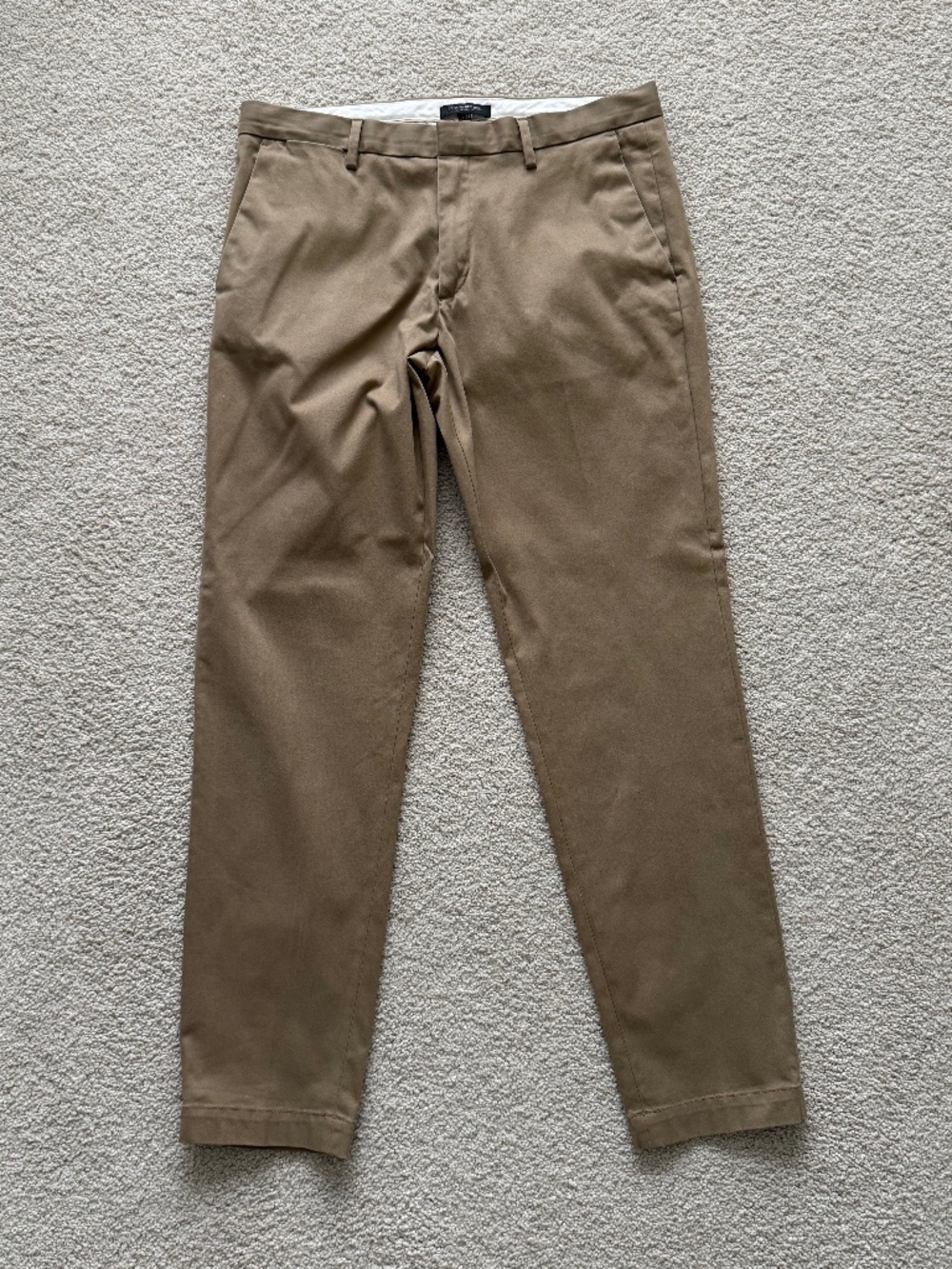 Banana Republic Tapered Fit Khaki Chino 34x34